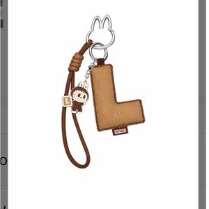 Unopened Labubu L Keychain